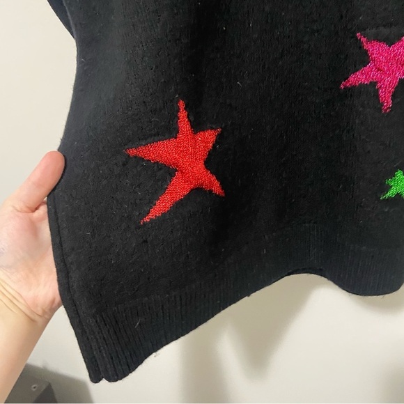 Dolce & Gabbana Black Star Print V-Neck Wool Sweater Size Small - Picture 4 of 8